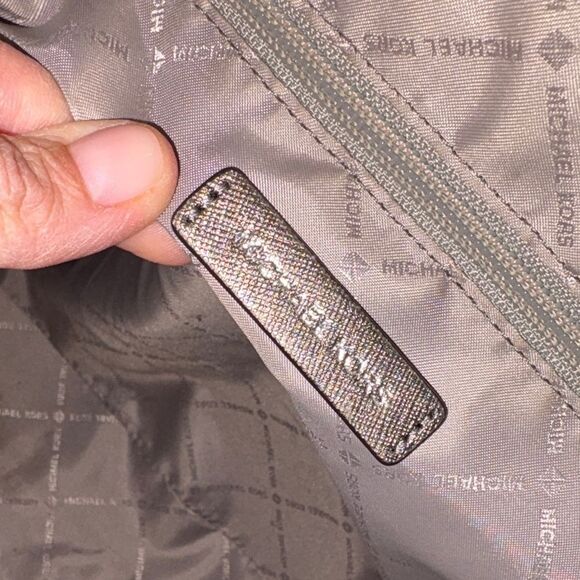 Michael Kors Bag Purse Handbag Pocketbook Charlotte Signature Jet Set Tote Bag - Picture 16 of 16